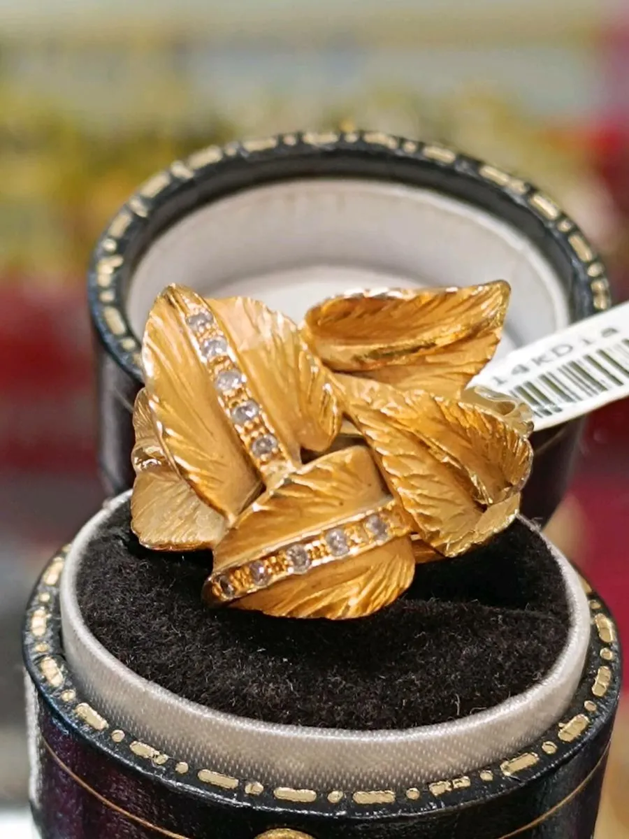 14k Yellow Gold  Diamond Botanical Leaf Ring - Image 4