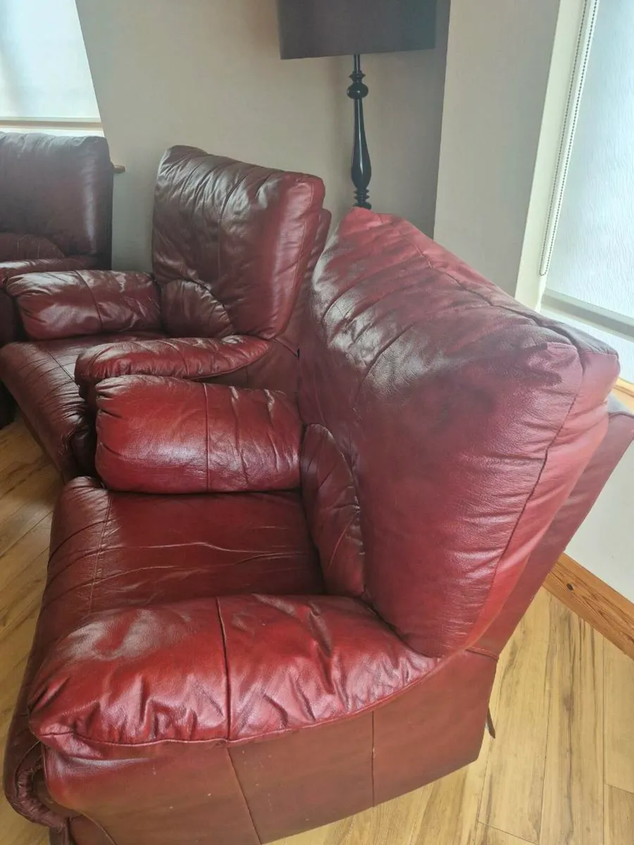 Leather 3 piece suite - Image 3