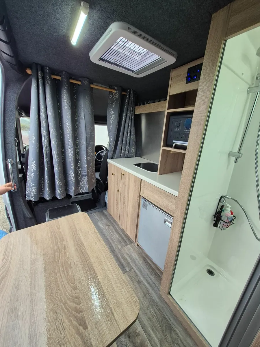 12 mercedes sprinter camper - Image 4