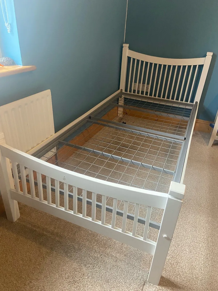 Children’s bed 3ft single - Image 1