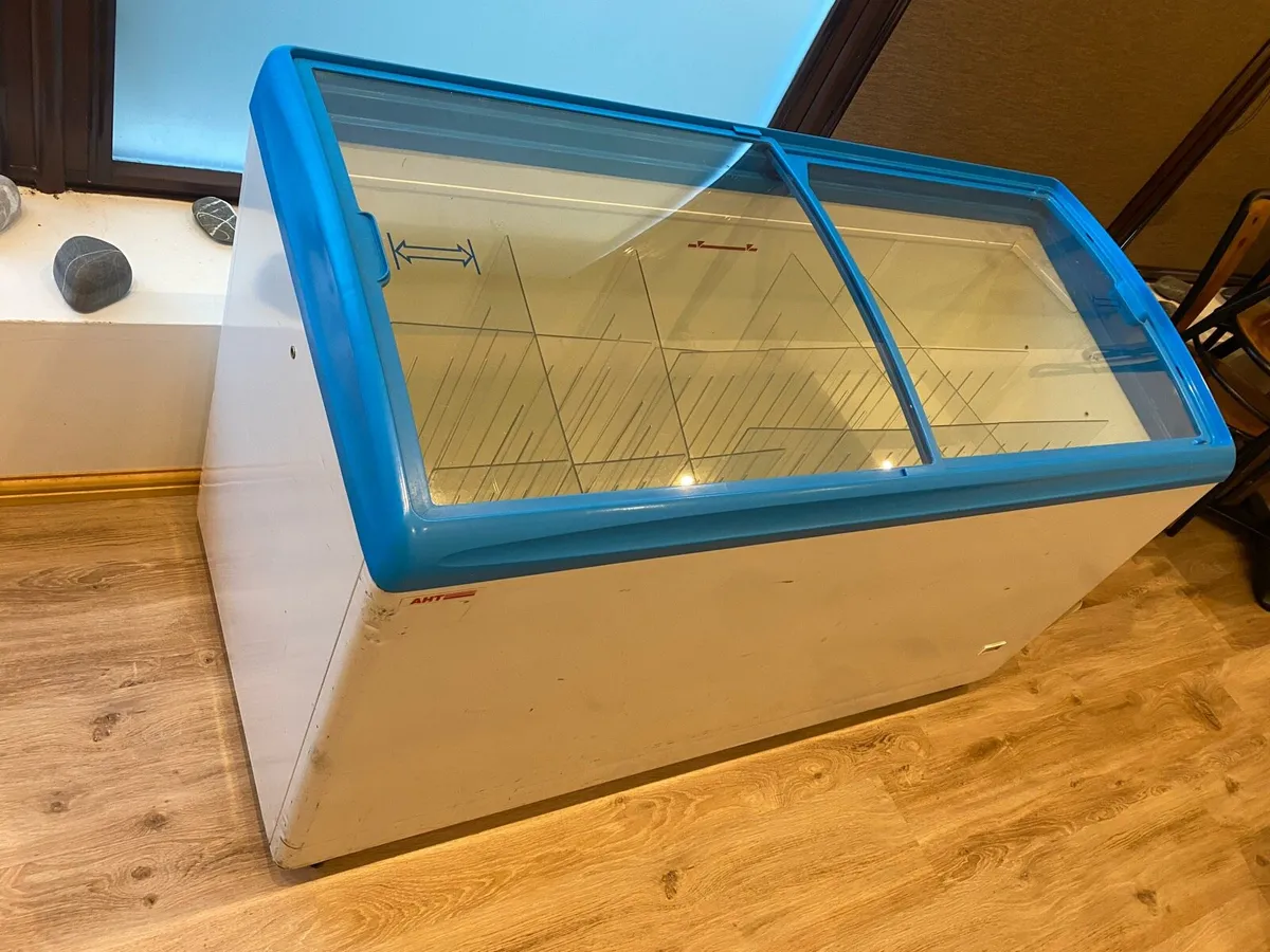 Four freezers for sale - Image 1