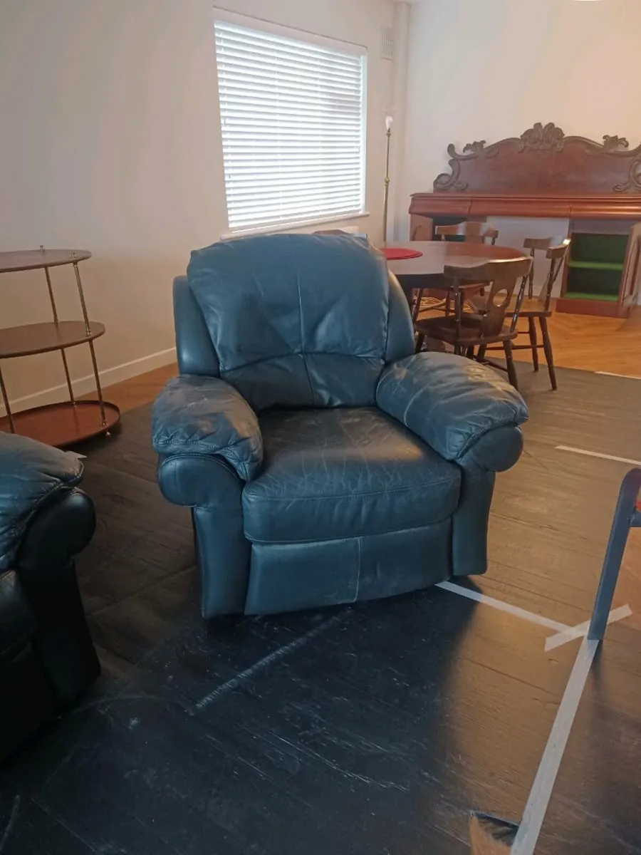 3 piece leather suite - Image 4