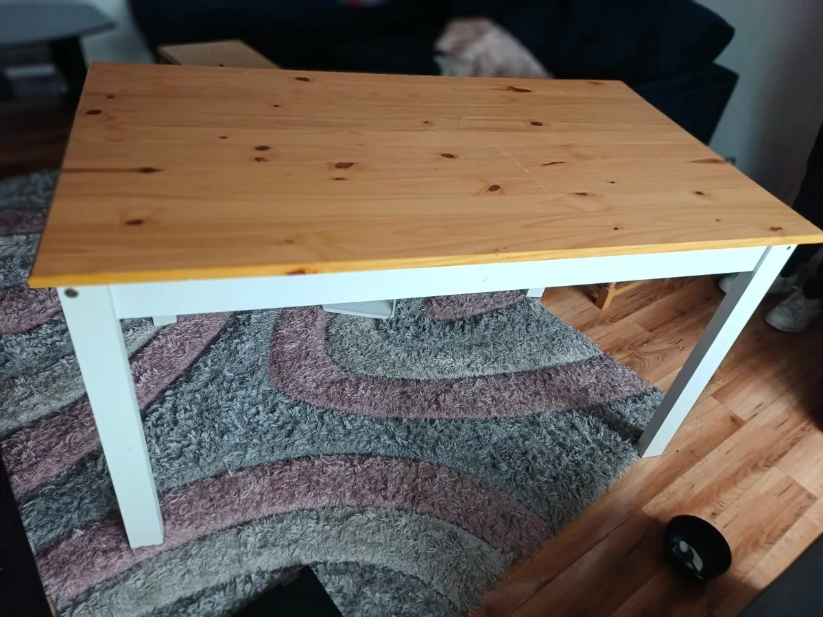 Kitchen table - Image 2