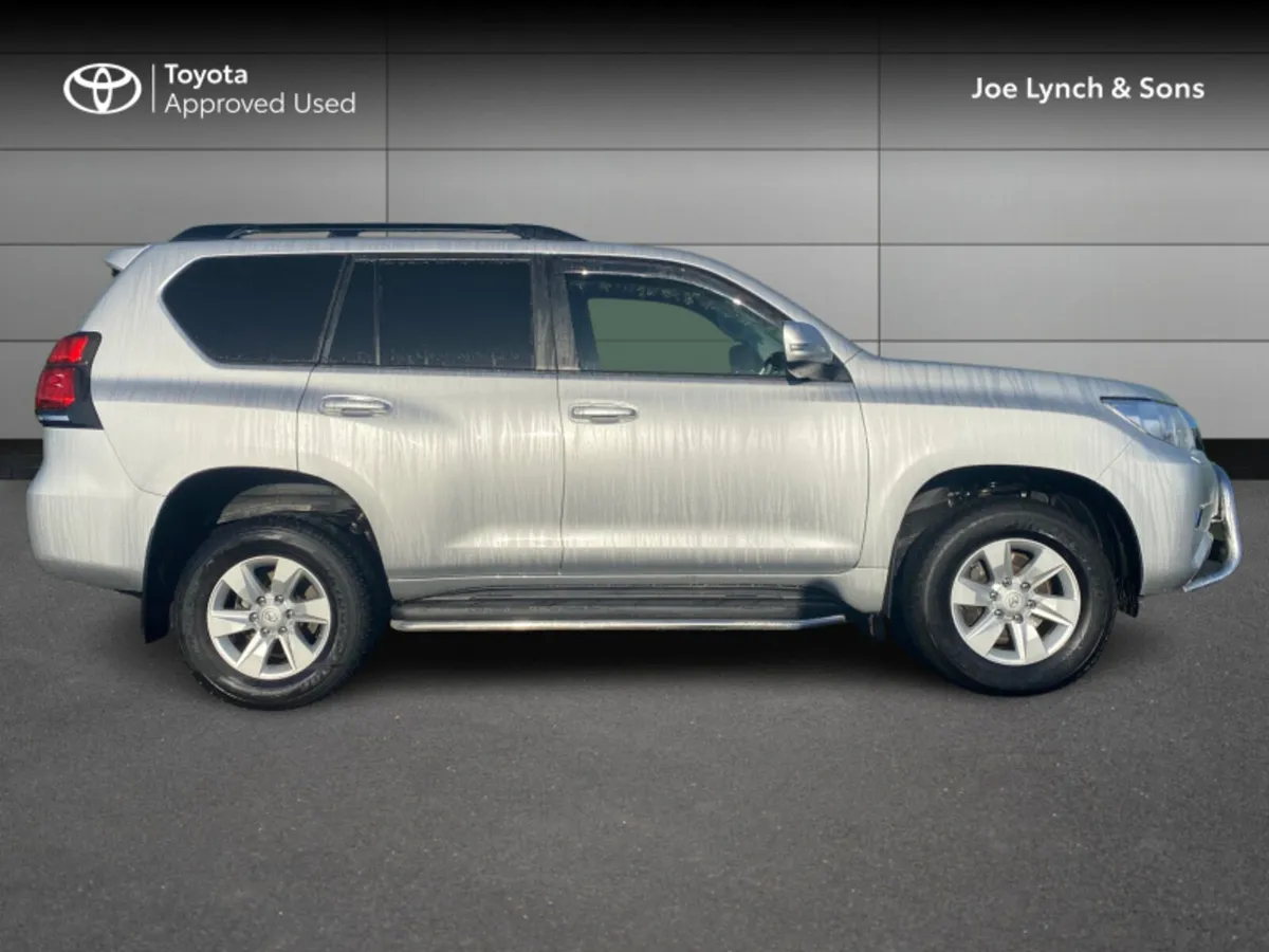 Toyota Land Cruiser LAND CRUISER LWB COMM A/T - Image 3