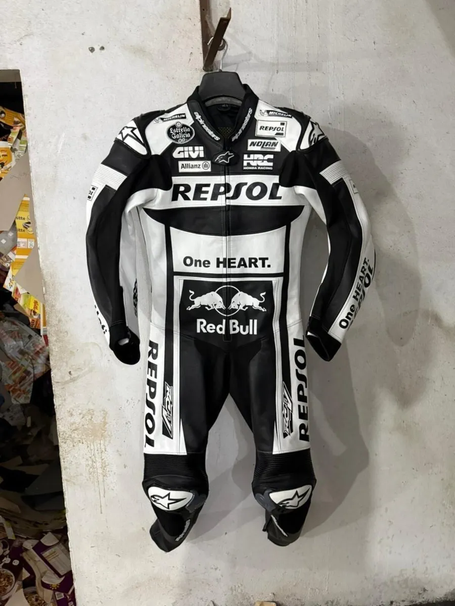 Motorbike gear - Image 1