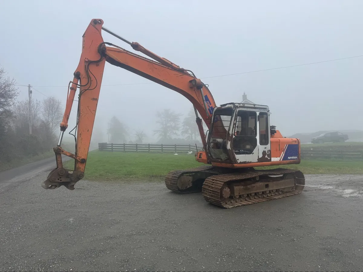 Fiat Hitachi 130-3 - Image 1