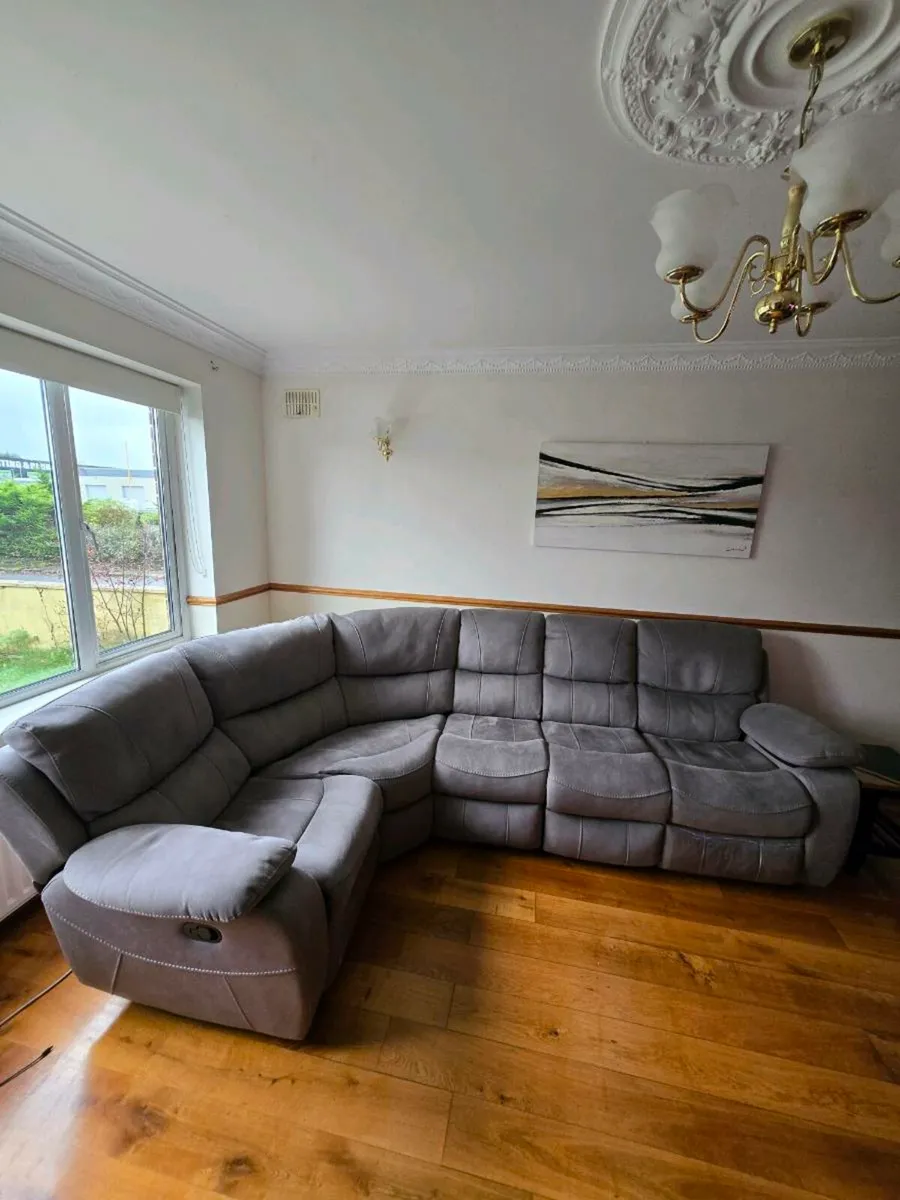 Large Grey Fabric Reclining Corner Sofa - Image 3