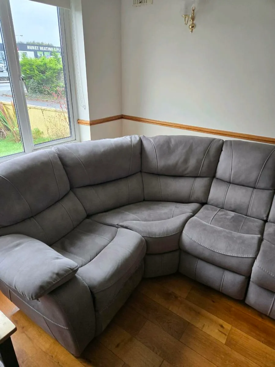 Large Grey Fabric Reclining Corner Sofa - Image 4