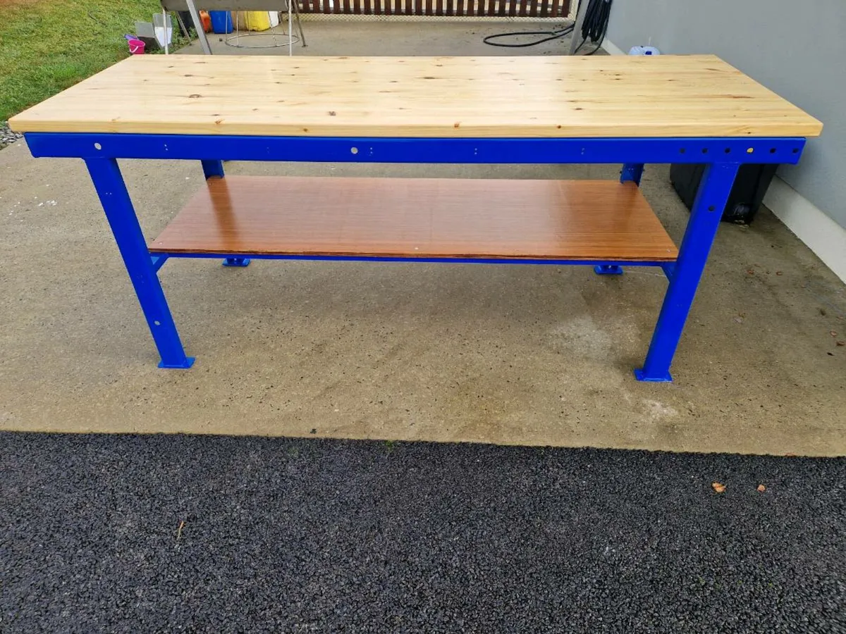 Work bench - Image 1
