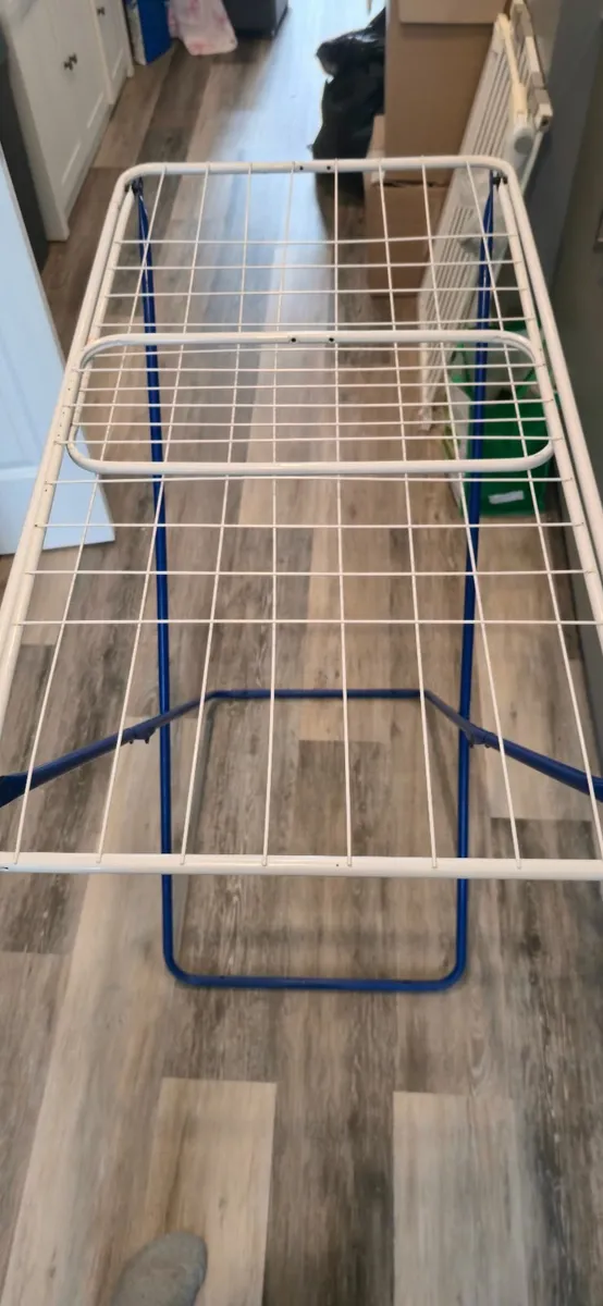 Cloths airer - Image 1