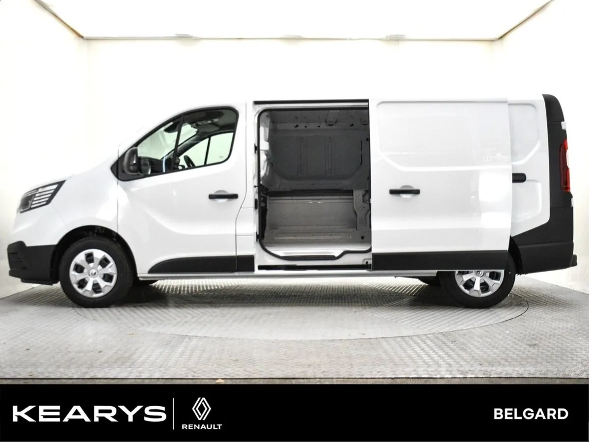 Renault Trafic Business LWB 130 BHP Kearys Belgard - Image 4