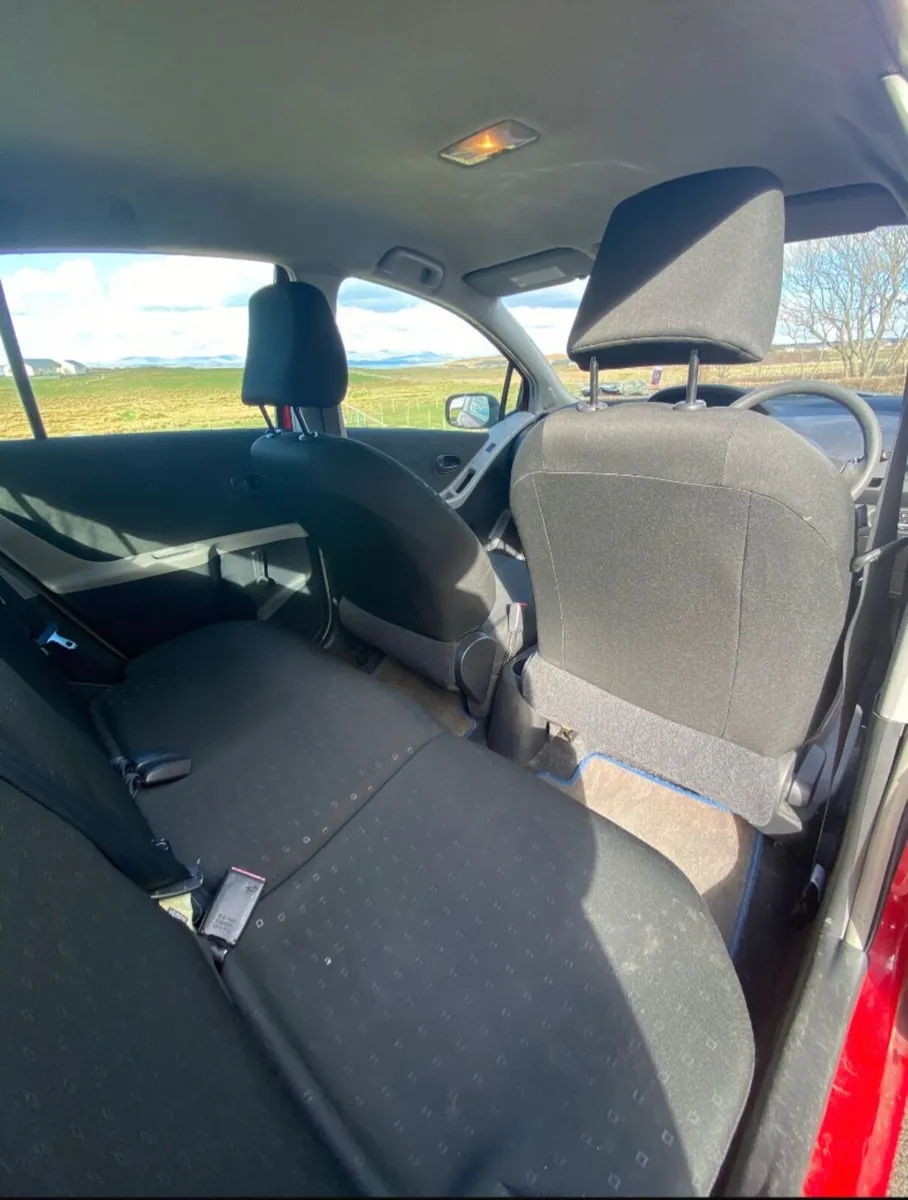 Toyota Yaris 2007 - Image 4