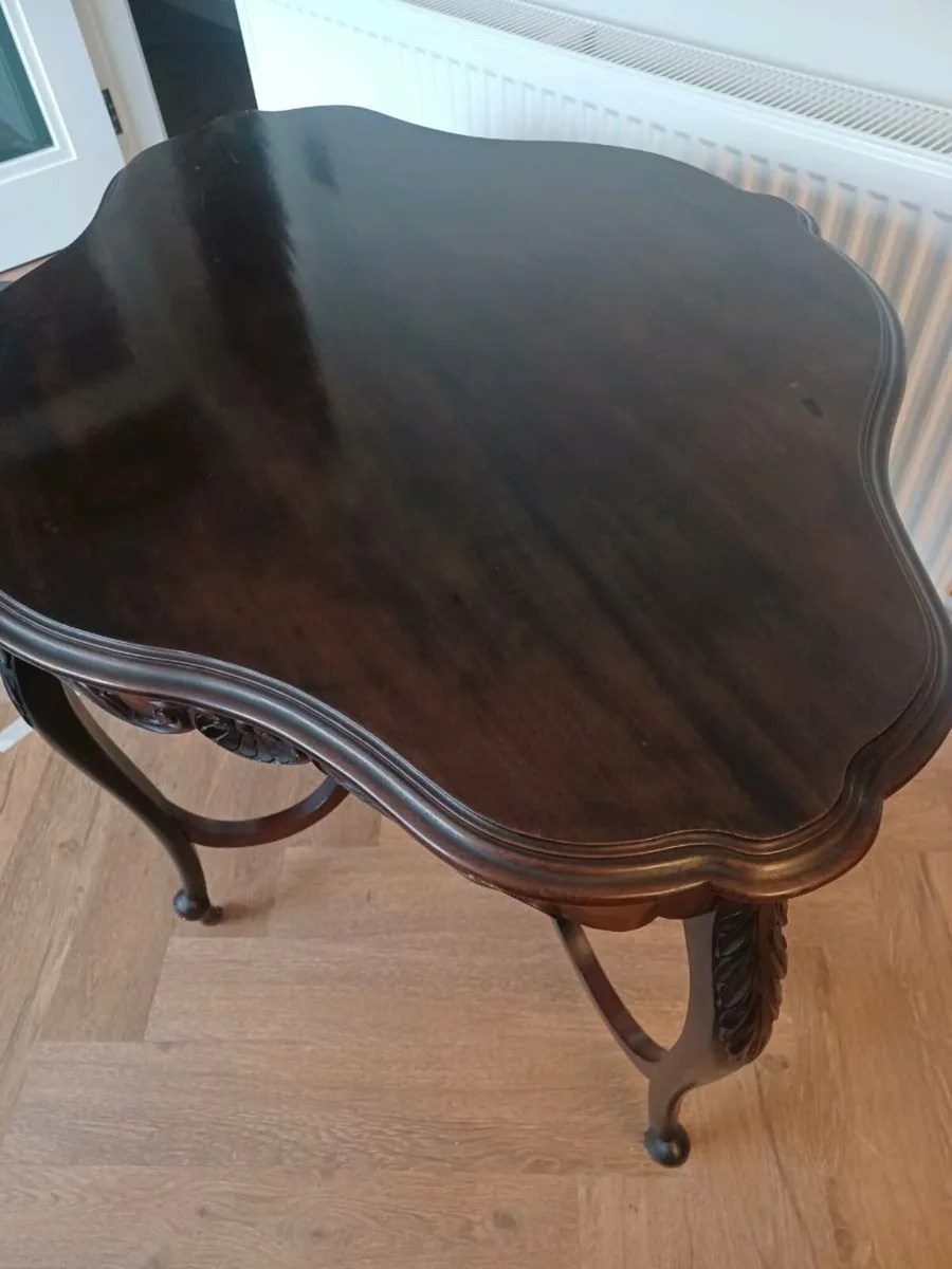 Antique table - Image 2