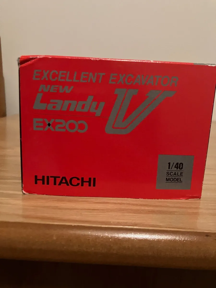 Hitachi Zaxis EX200 1/50 Scale Britains toy - Image 2