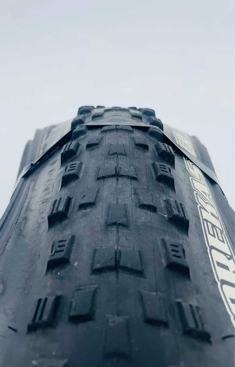 Maxxis Forekaster 29 x 2.35 MTB Tyre - Image 3