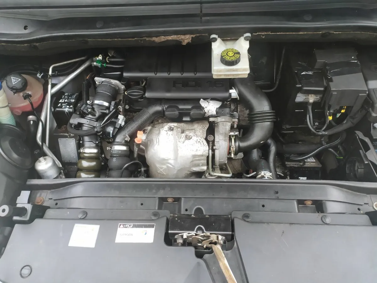 Citroen C4 Picasso VTR+ 2010 Automatic - Image 2