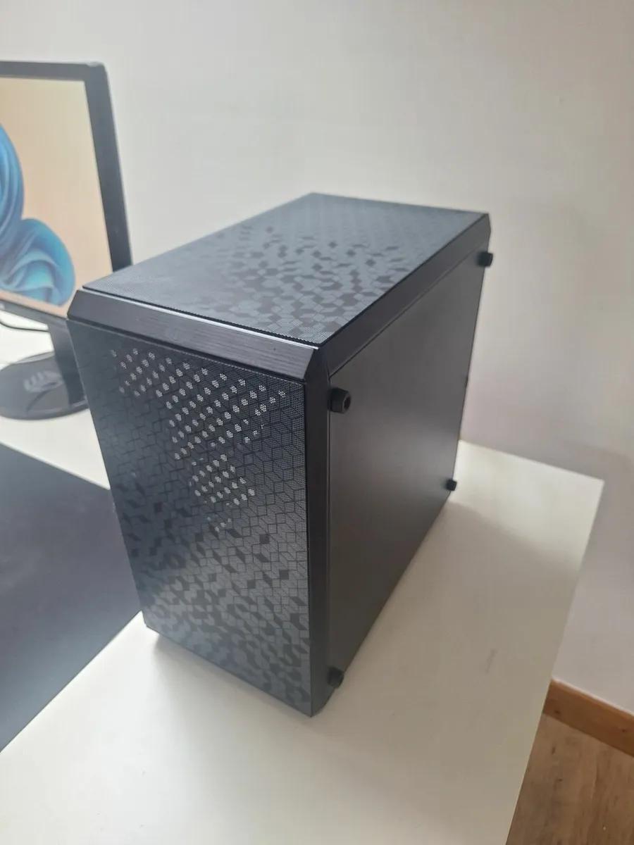 Gaming PC - Free Delivery - Image 2