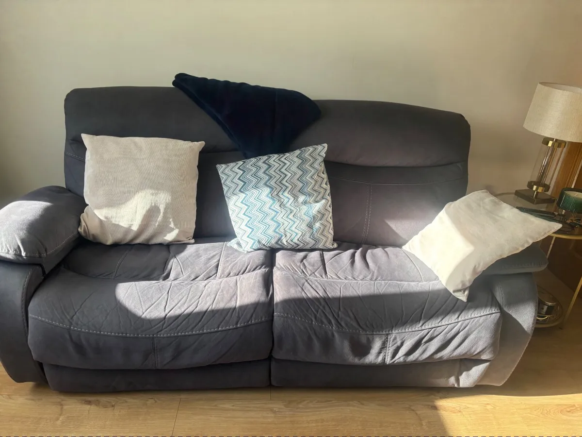 3 seater and 2 seater sofa - Image 1