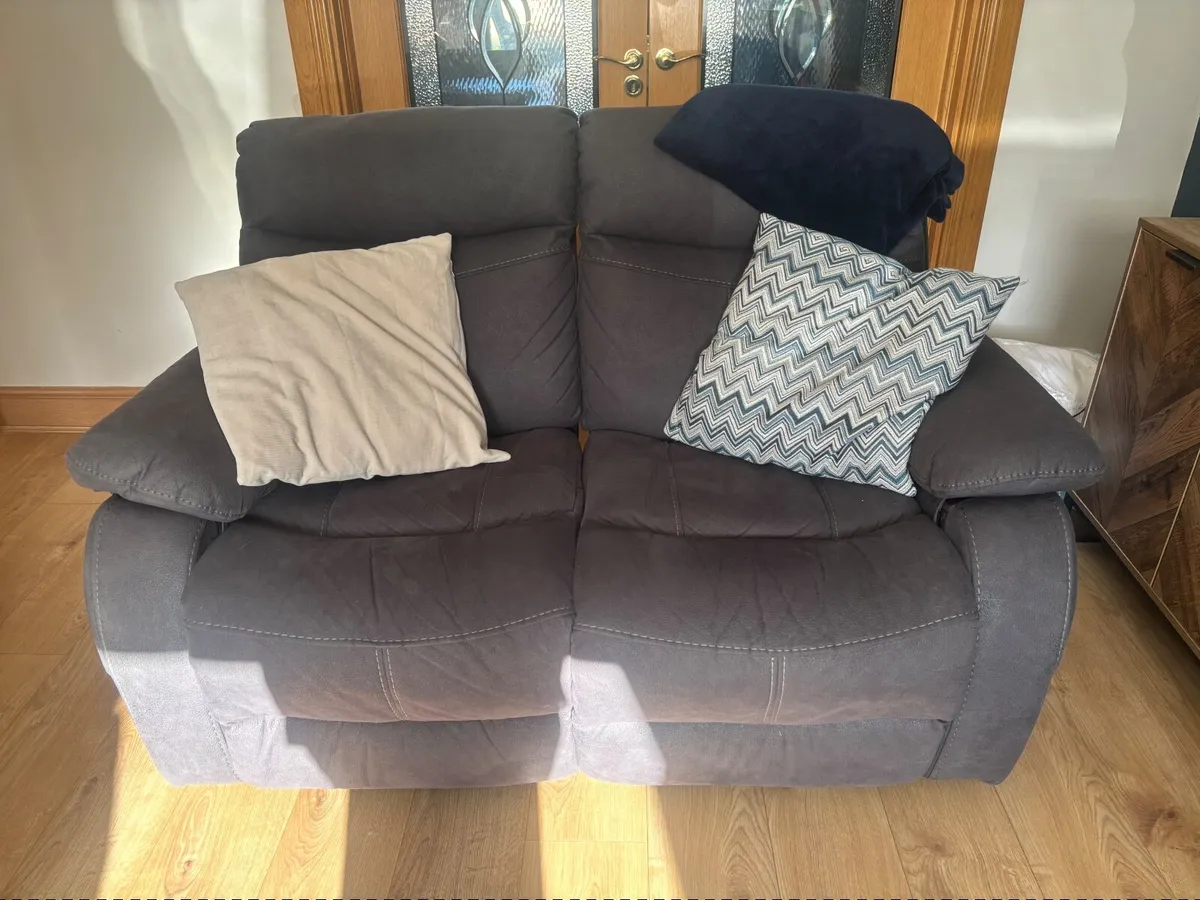 3 seater and 2 seater sofa - Image 3