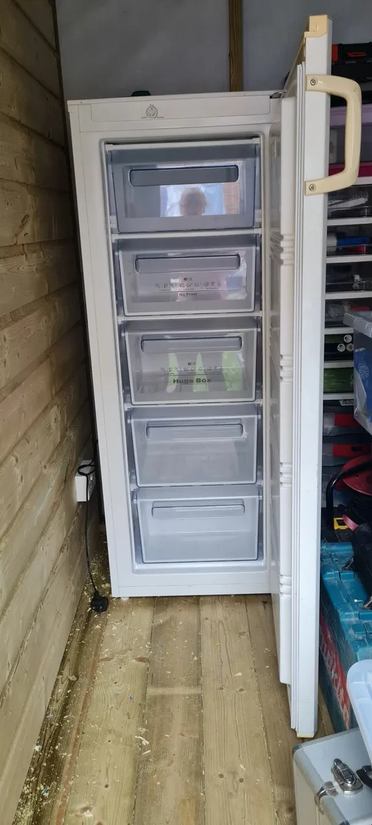 Freezer - Image 2