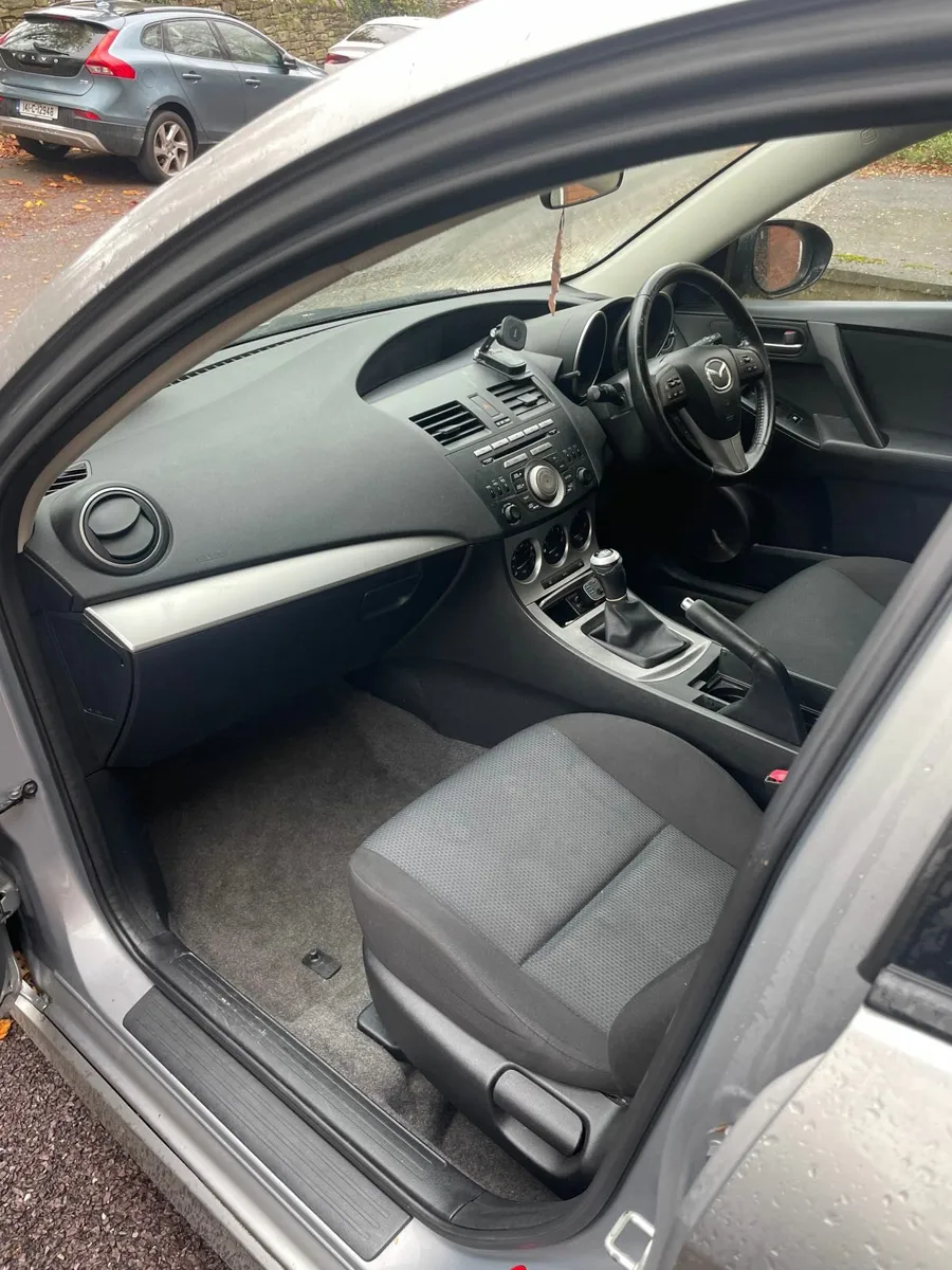 Mazda3 hatchback 1.6d 2011 - Image 3