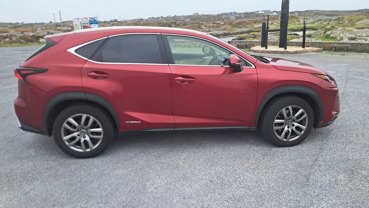 Lexus NX 2018 - Image 4