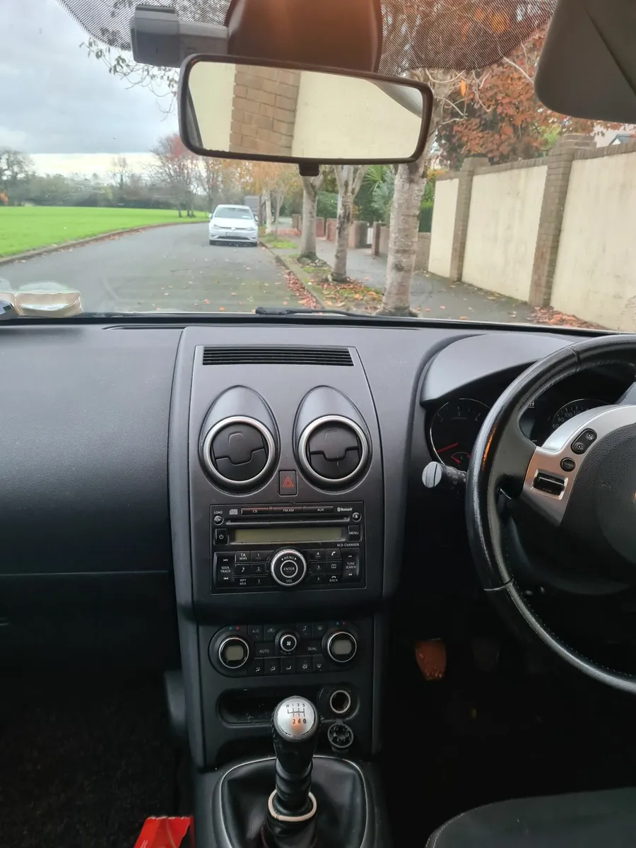 Nissan Qashqai 2010 - Image 3