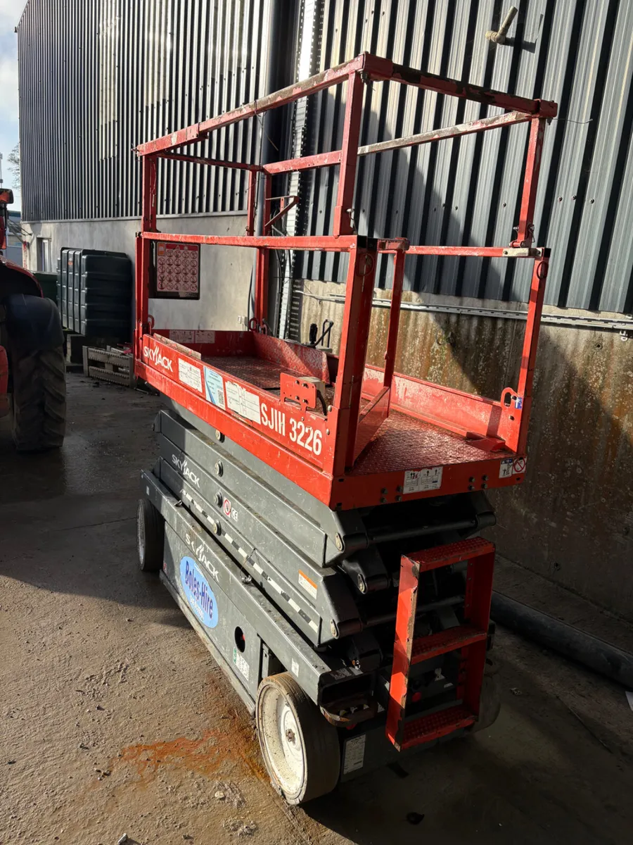 2020 Jlg 3226 Scissors - Image 4