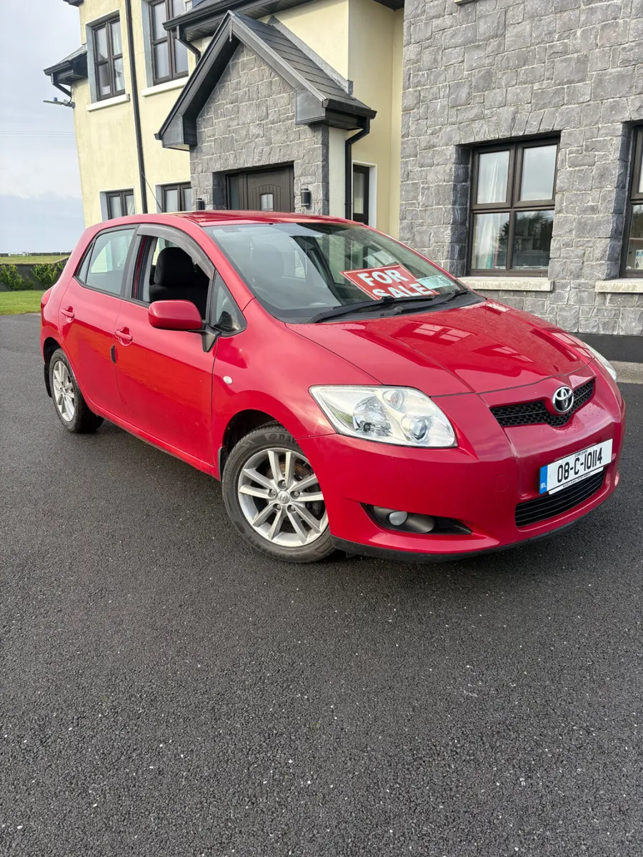 Toyota Auris 2008 - Image 1