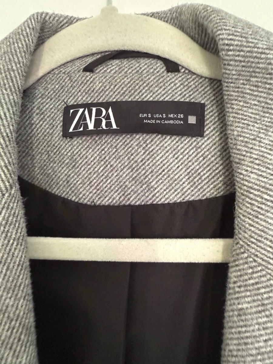Elegant coat from Zara, size Small - Image 2