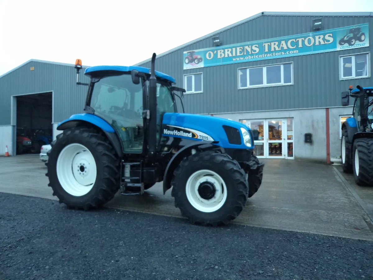 2005 New Holland TS 115 A - Image 2
