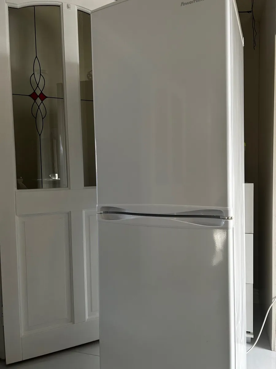 Fridge freezer - Image 2