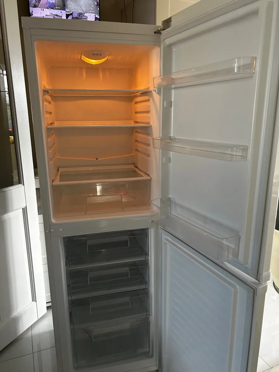 Fridge freezer - Image 3