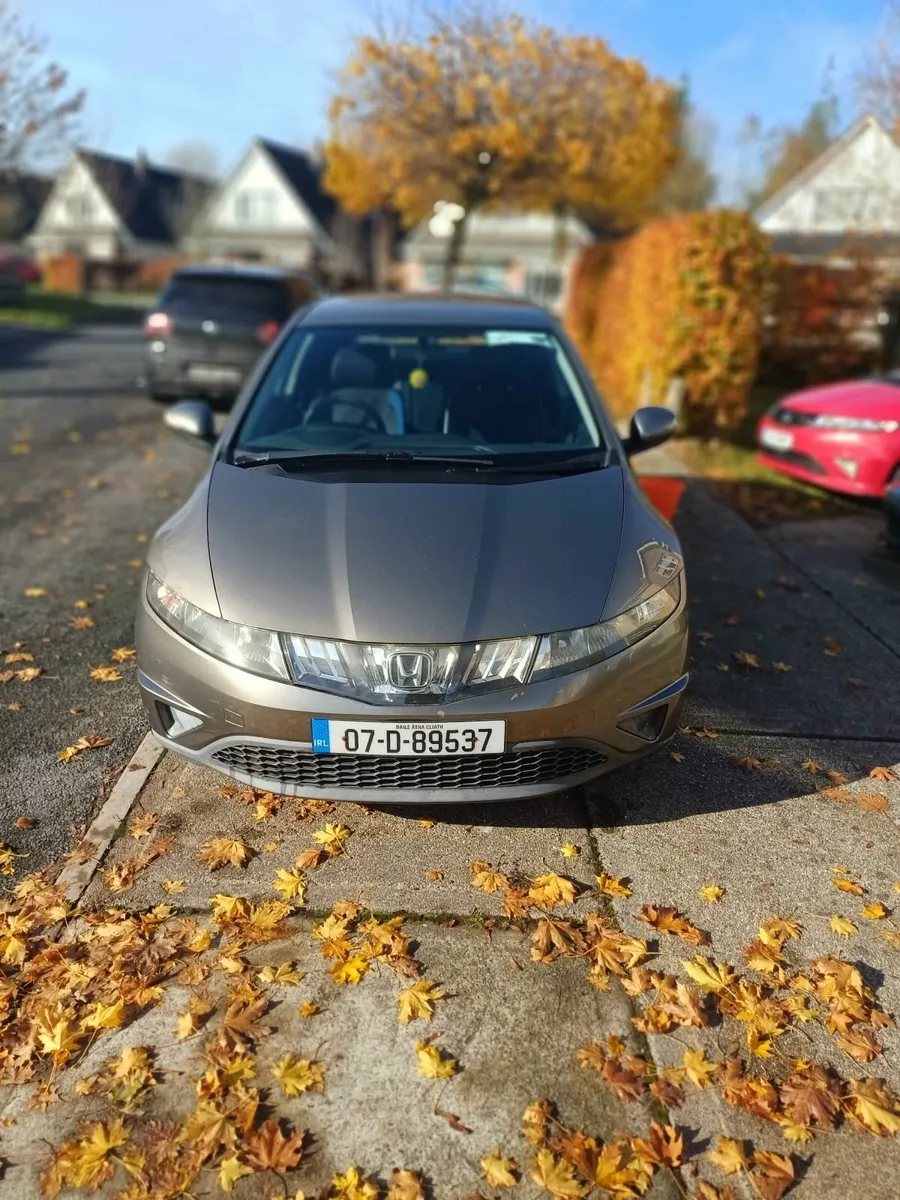 Honda Civic 2007 - Image 2