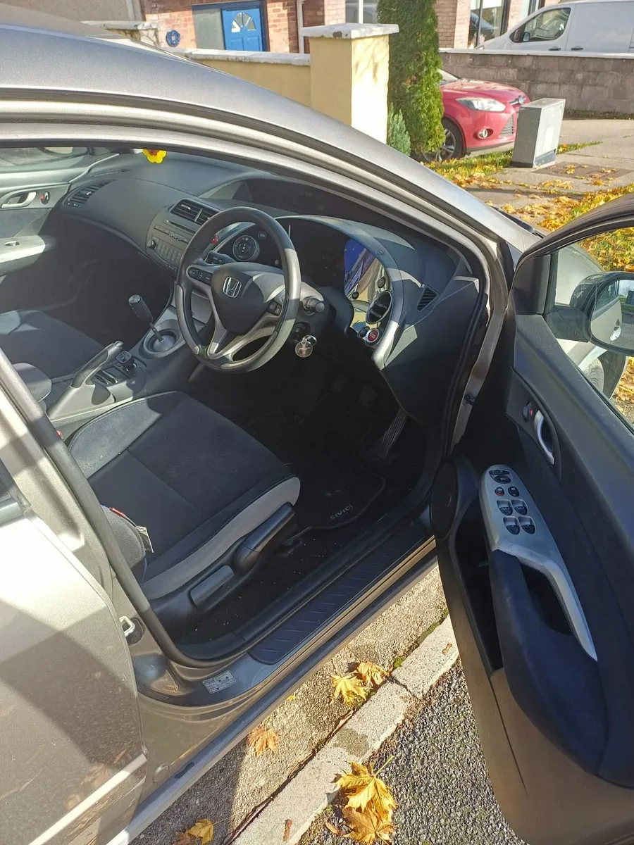 Honda Civic 2007 - Image 4