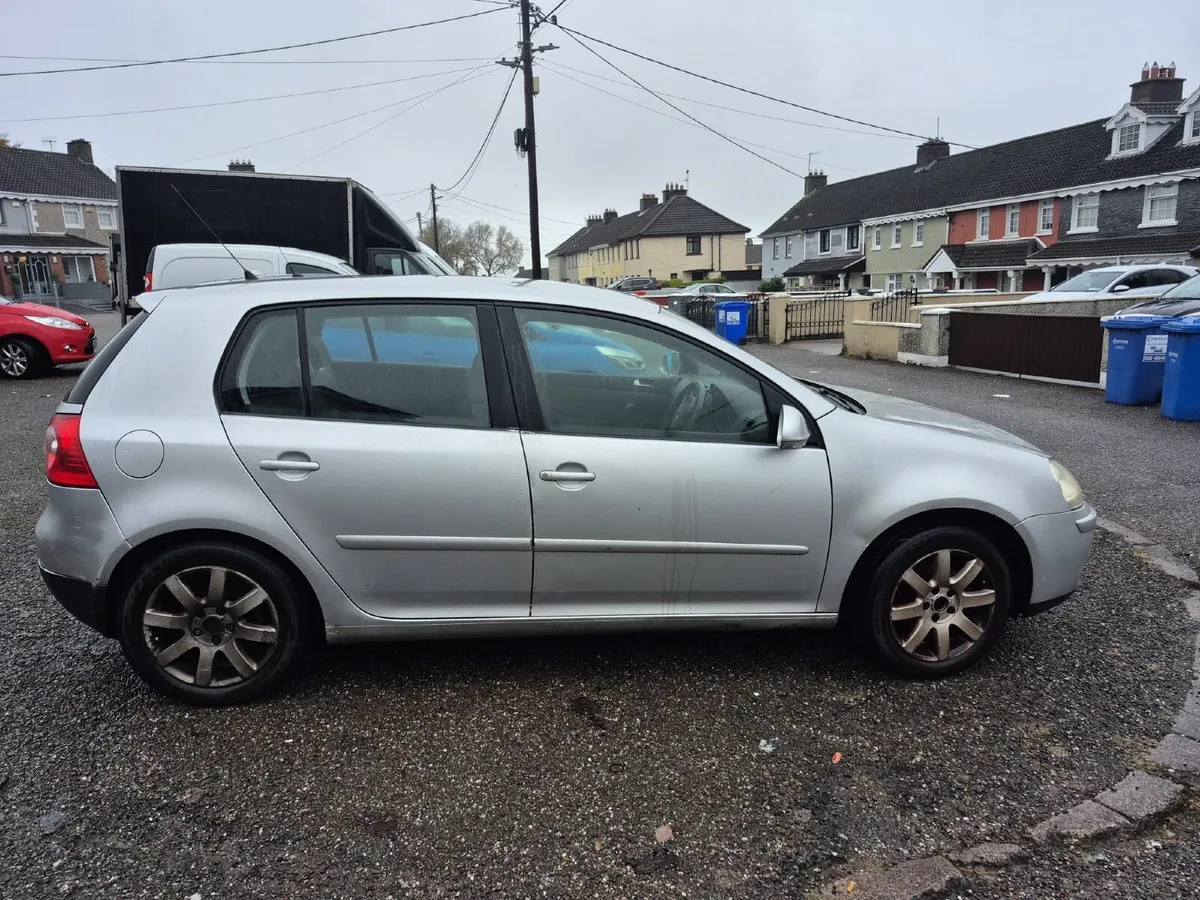Volkswagen Golf 2007 - Image 2