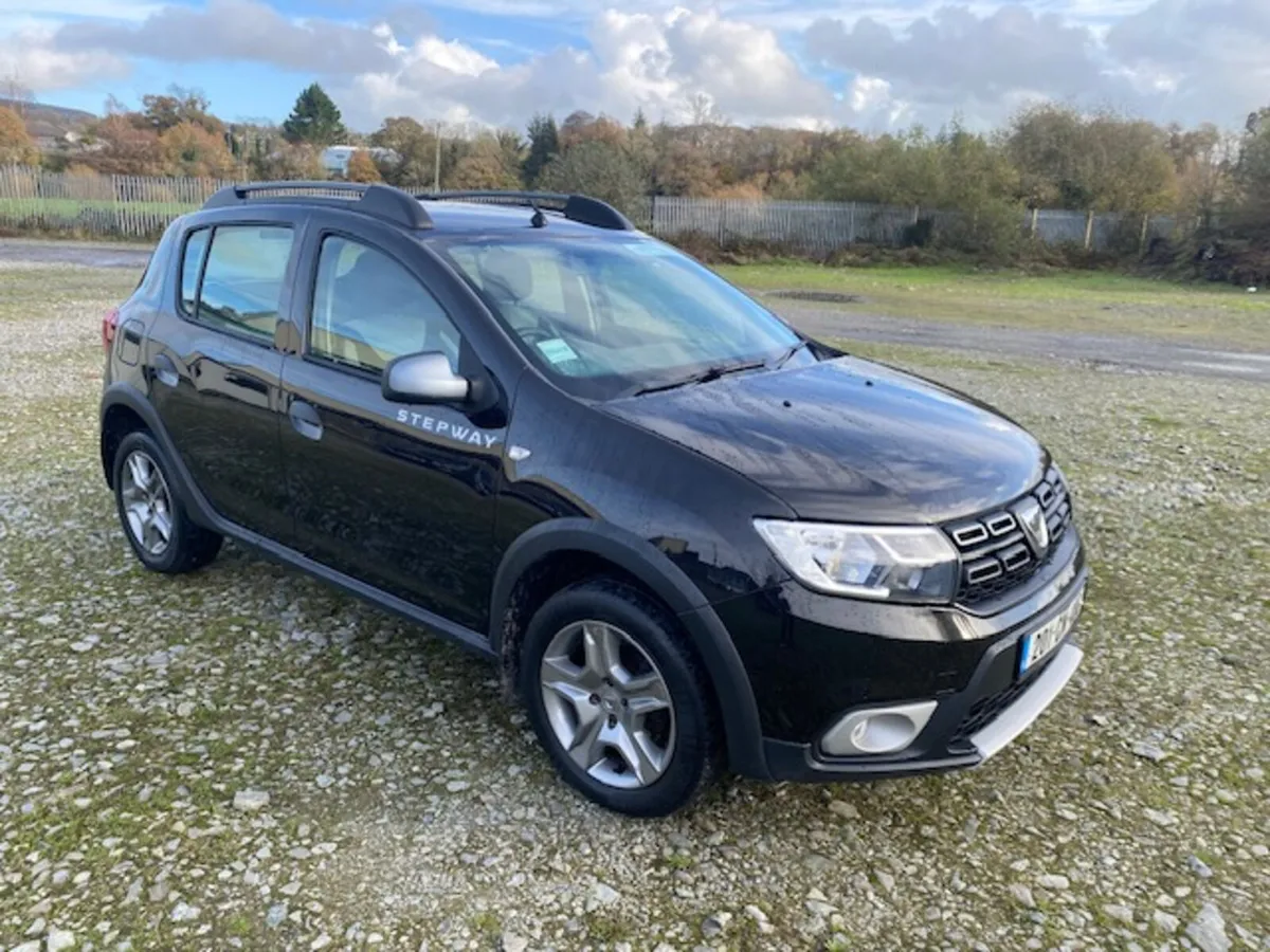 201 Dacia Sandero Sepway Signature 1.0 - Image 1