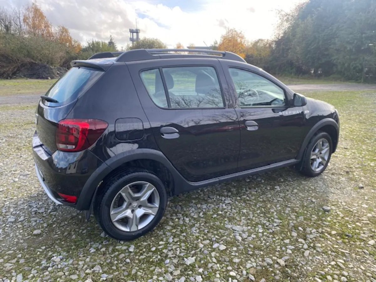 201 Dacia Sandero Sepway Signature 1.0 - Image 3