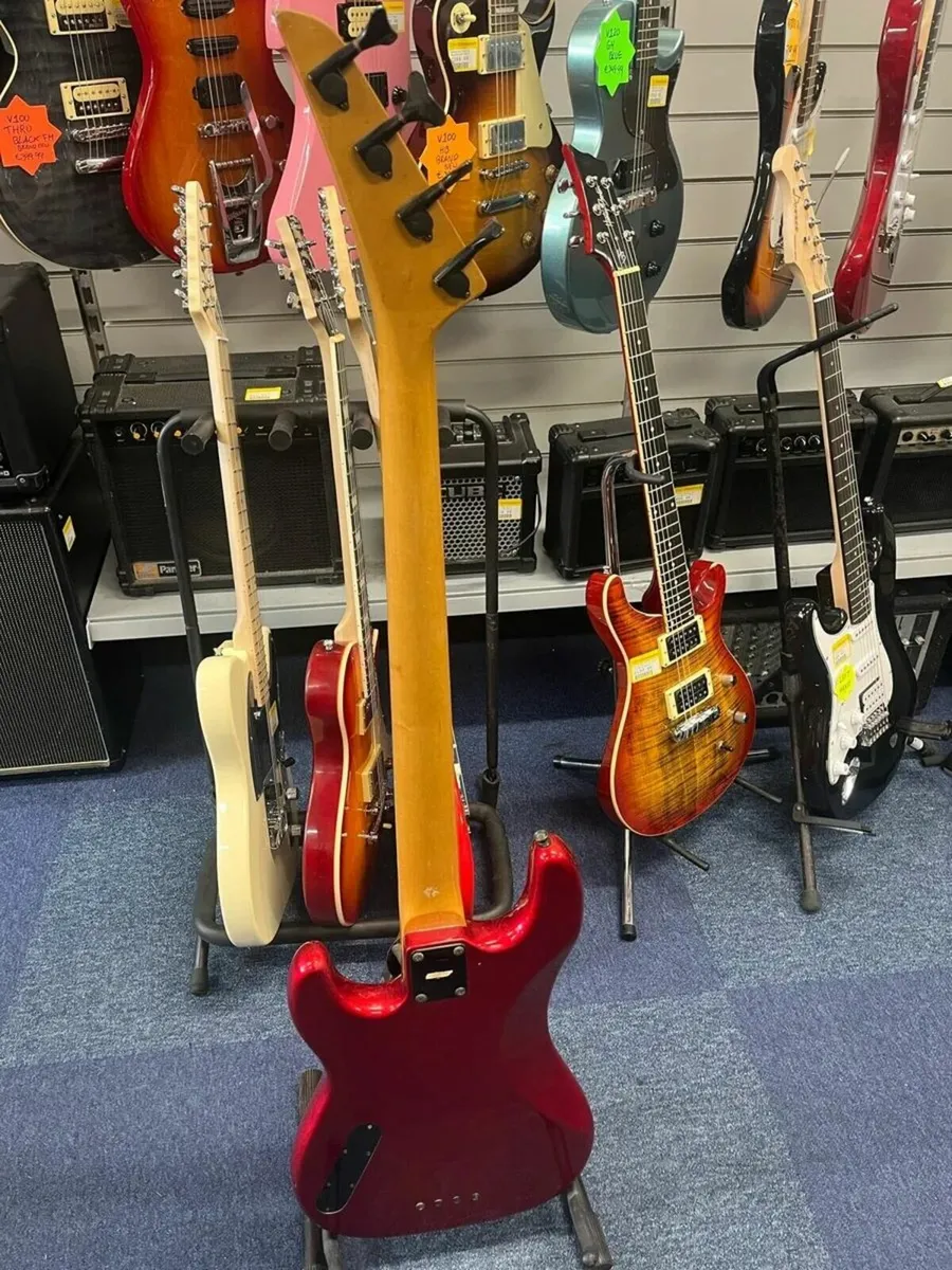 80s CG Winner Bass - Image 3