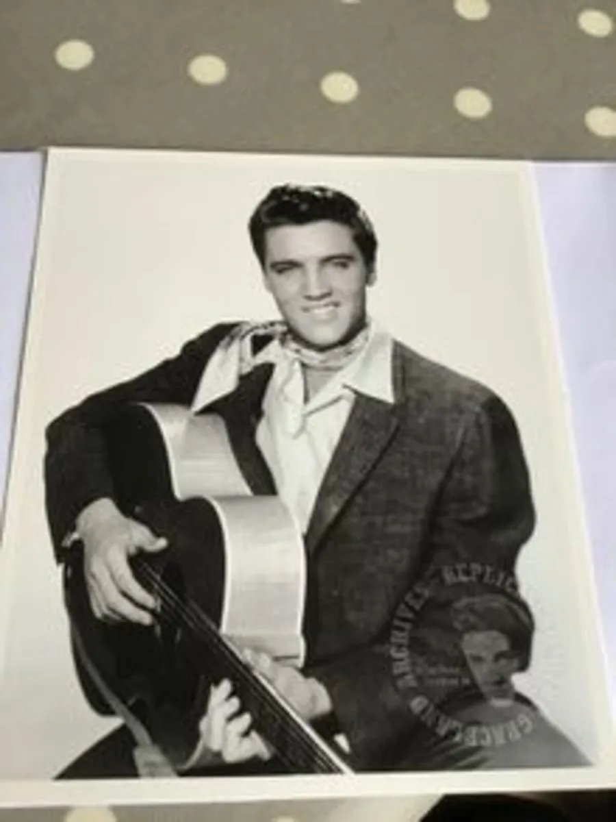 Elvis Presley Memorabilia - Early Photo of Elvis