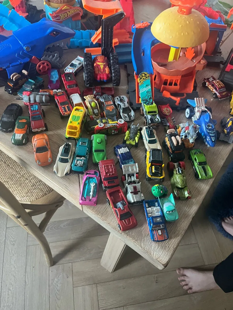 Hot wheels - Image 4