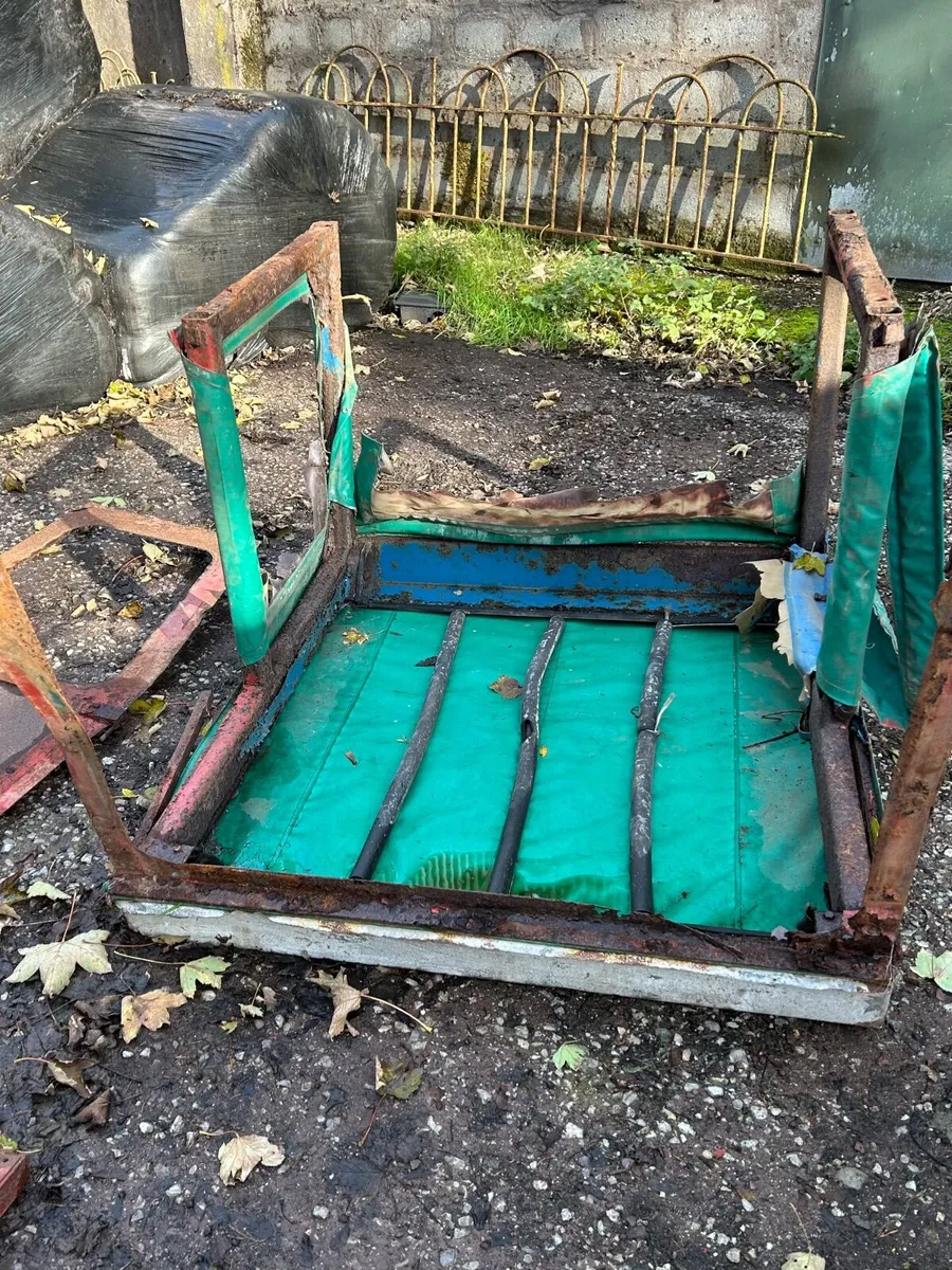 Lambourne cab parts - Image 3