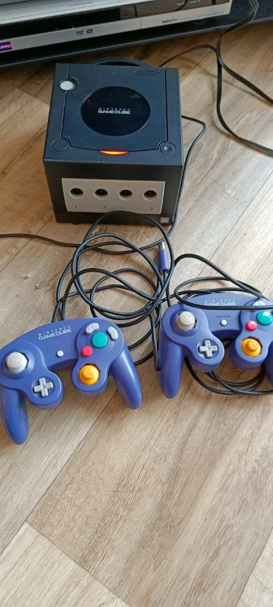 Nintendo GameCube - Image 2