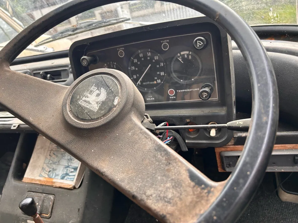 Bedford cf250 - Image 4