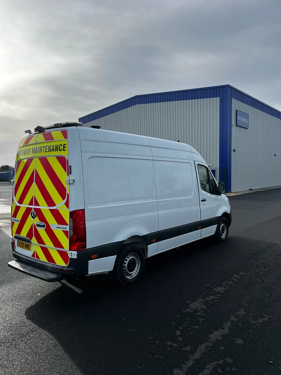 Mercedes sprinter workshop van - Image 4