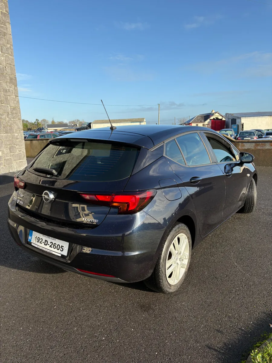 Opel Astra 2019 - Image 4