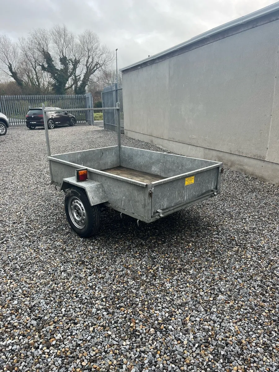 Lockhart Trailer - Image 4