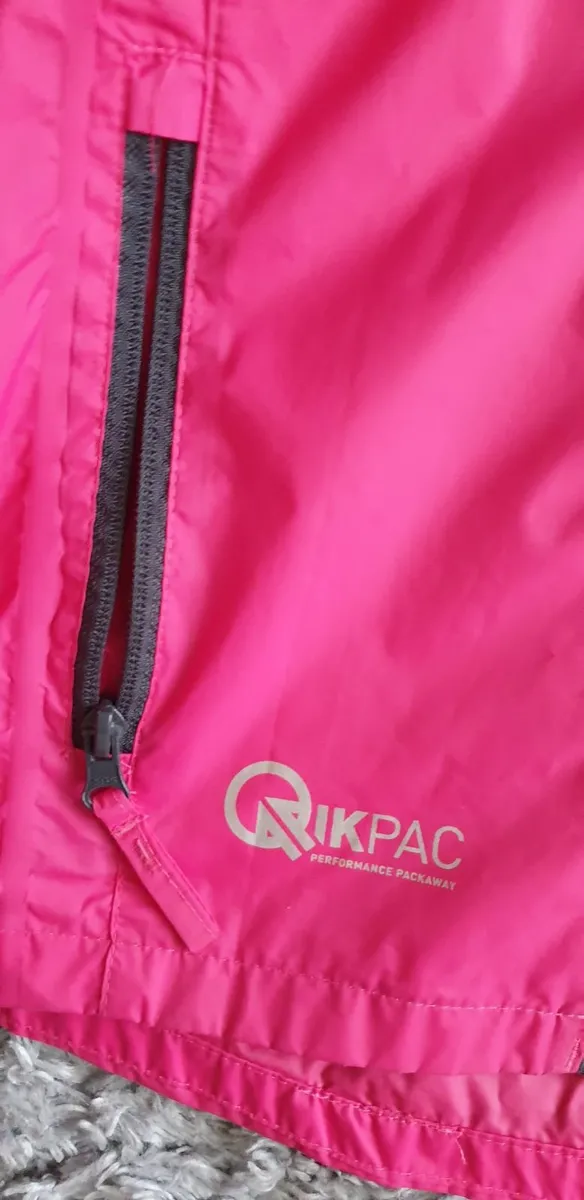 Girls jacket - Image 2