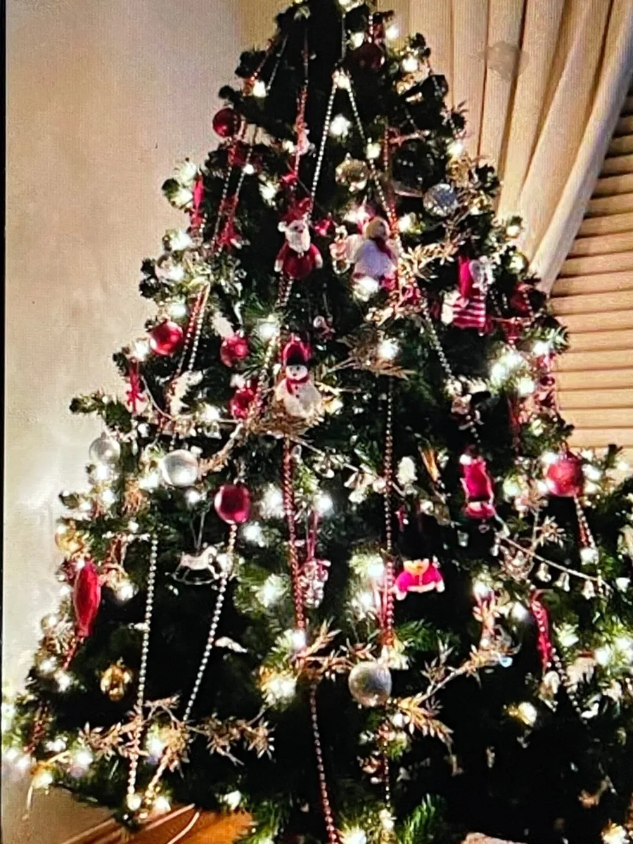 Christmas tree 7 foot