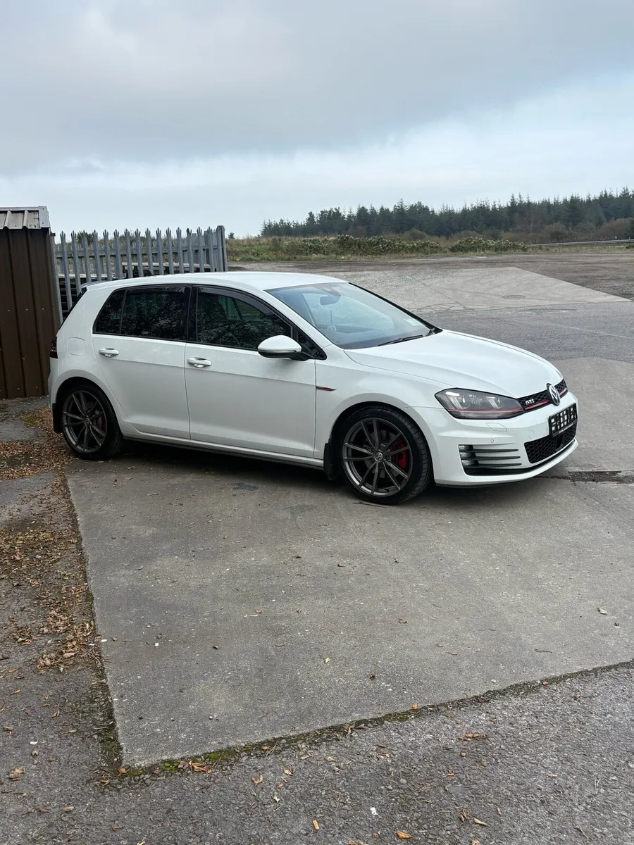 Volkswagen Golf GTI DSG - Image 3